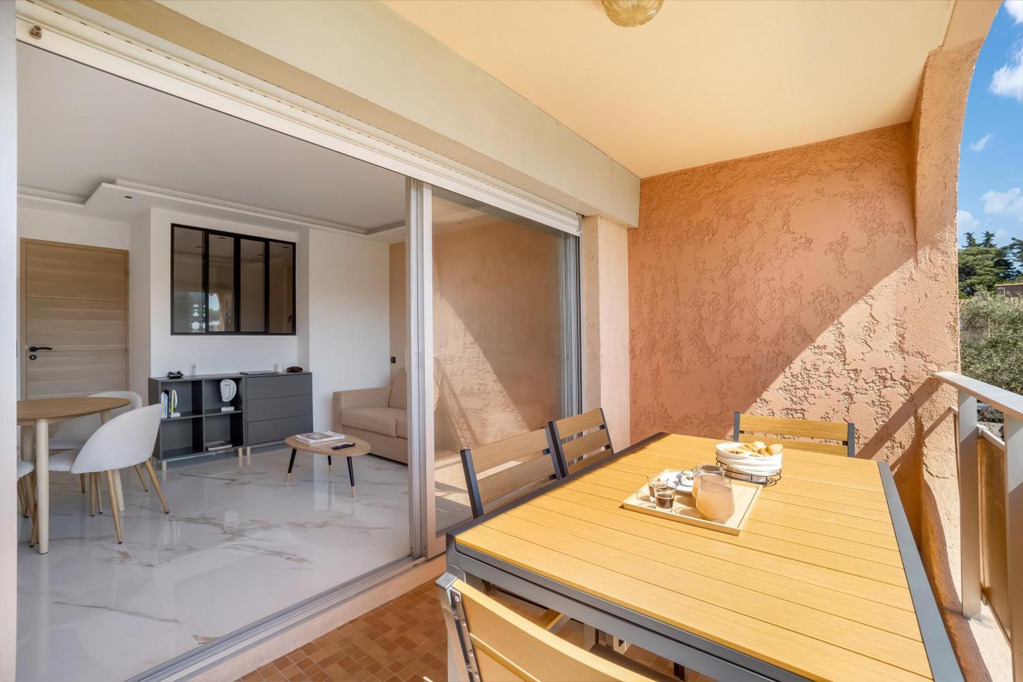 Eden Azur - Residence Hoteliere Golfe-Juan Exteriér fotografie