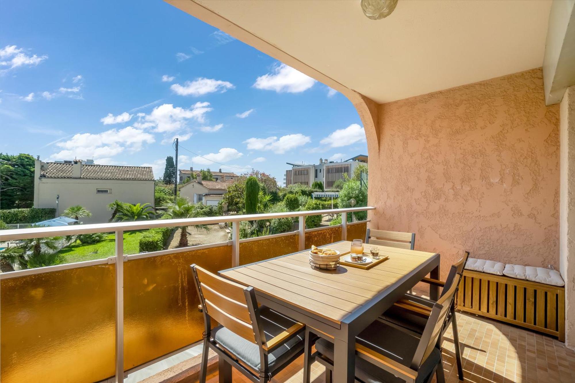 Eden Azur - Residence Hoteliere Golfe-Juan Pokoj fotografie